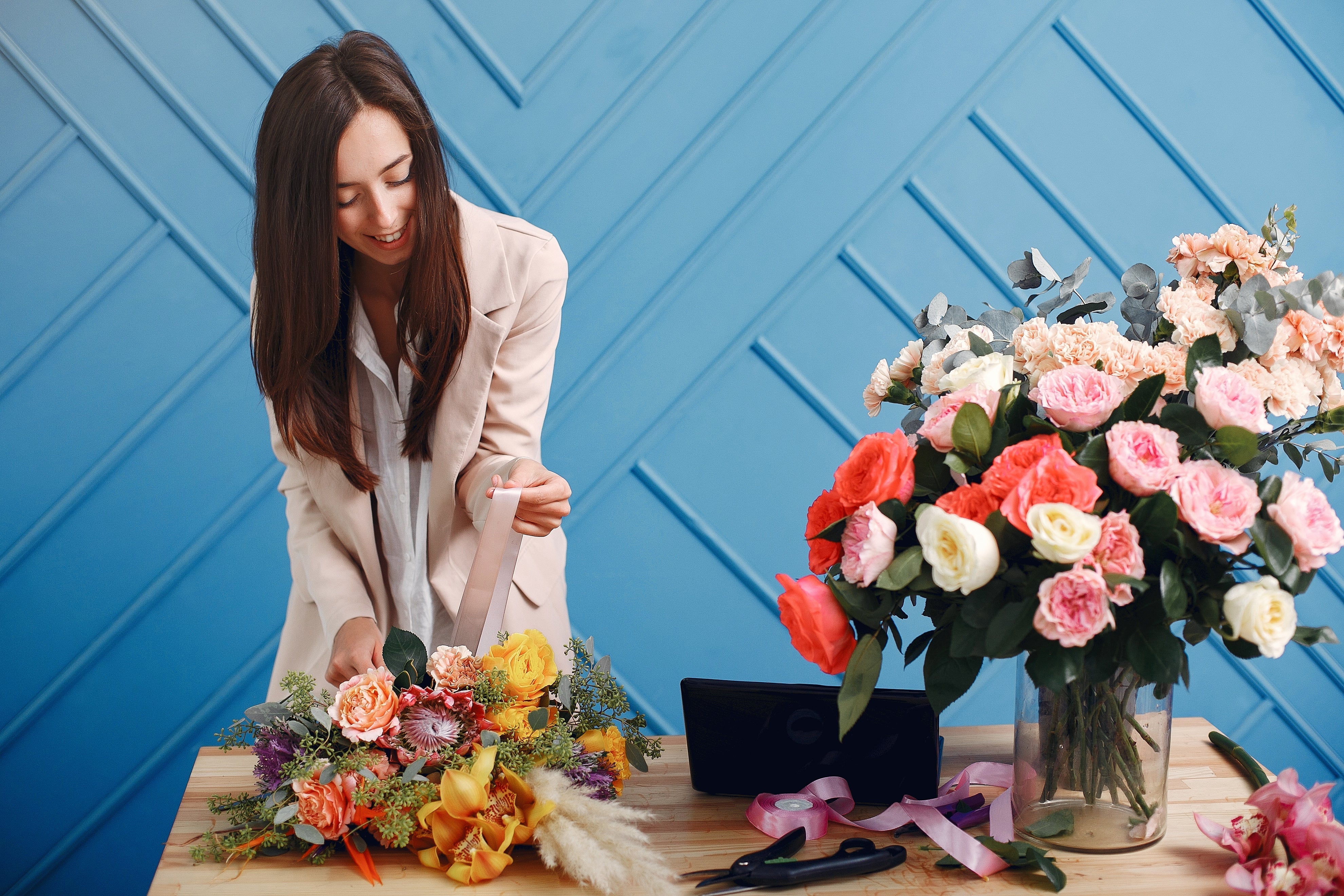 Best Online Flower Shop Dubai for Same-Day Flower Delivery