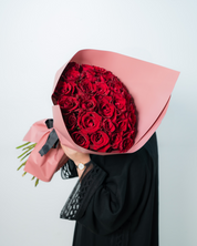 luxury buy thirty kisses flower bouquet in Dubai