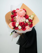 Radiant Rouge flower bouquet for fresh red flowers with flower shop in Dubai