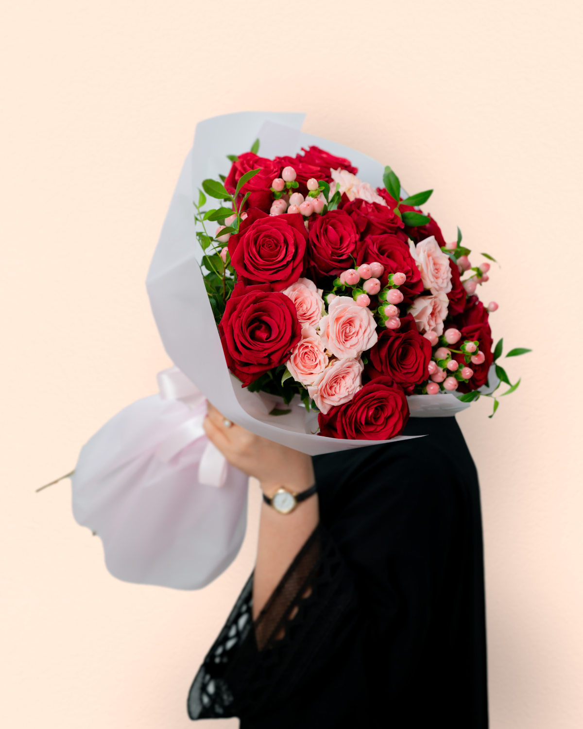 Berry Bliss bouquet with premium flower shop in Dubai
