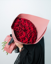 fresh buy thirty kisses flower bouquet in Dubai